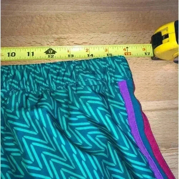 Adidas Modern Classic Running Turquoise Shorts - Picture 11 of 12